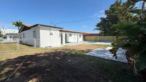 9620 SW 9th Terrace Miami FL 33174