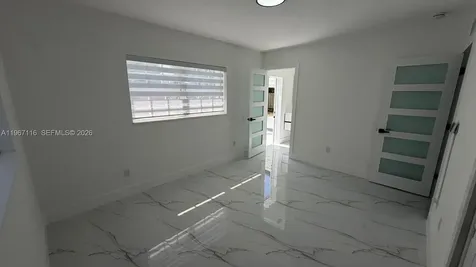 9620 SW 9th Terrace Miami FL 33174