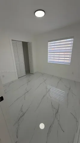 9620 SW 9th Terrace Miami FL 33174