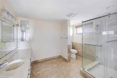 471 Ives Dairy Road Miami FL 33179