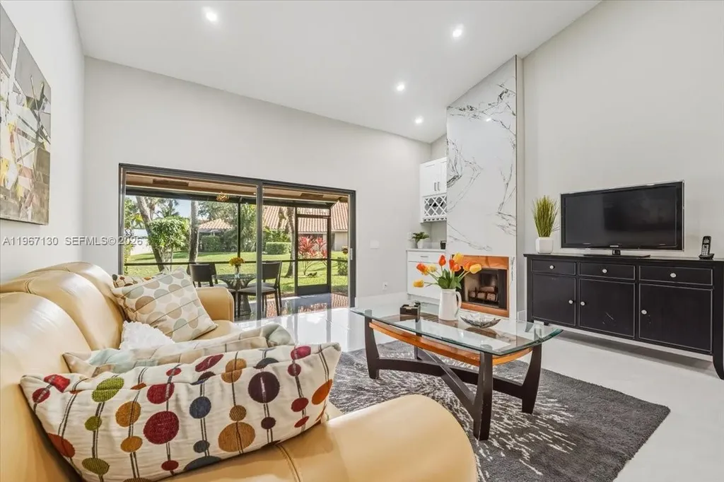 22708 Meridiana Drive Boca Raton FL 33433