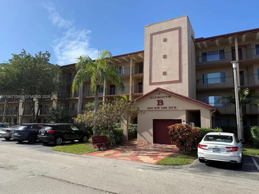 950 SW 138th Avenue Pembroke Pines FL 33027
