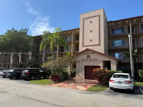 950 SW 138th Avenue Pembroke Pines FL 33027