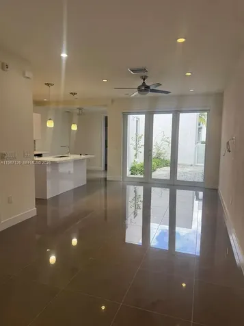 6309 NW 104 Th Path Doral FL 33178