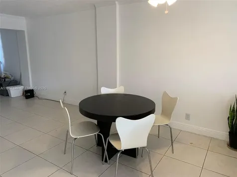 1333 E Hallandale Boulevard Hallandale Beach FL 33009