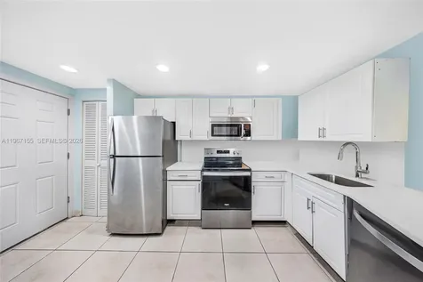 1750 NE 191st Street Miami FL 33179