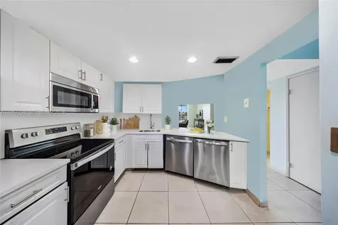 1750 NE 191st Street Miami FL 33179