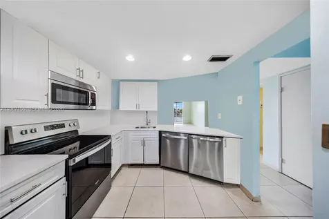 1750 NE 191st Street Miami FL 33179