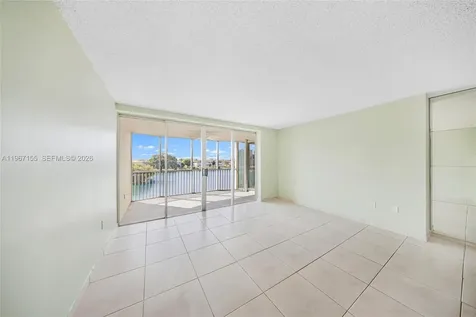 1750 NE 191st Street Miami FL 33179