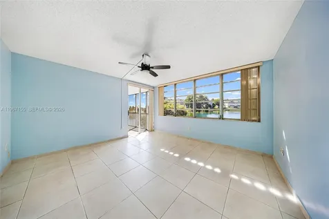1750 NE 191st Street Miami FL 33179