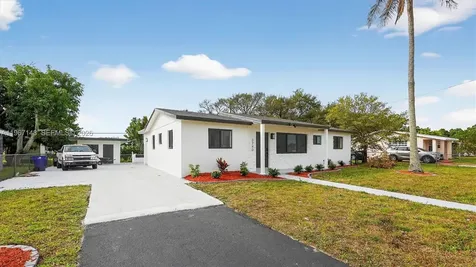 3740 NW 188th Street Miami Gardens FL 33055