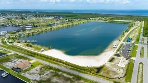 4323 NW 39th Street Cape Coral FL 33993