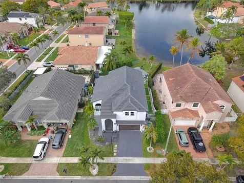 1034 NW 184th Way Pembroke Pines FL 33029
