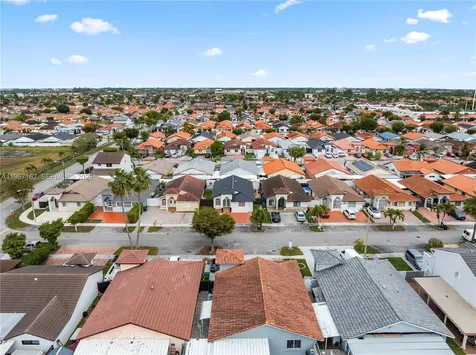 8865 NW 110th Street Hialeah FL 33018