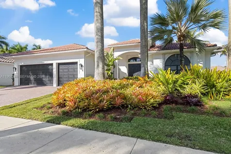 1774 Harbor Pointe Circle Weston FL 33327