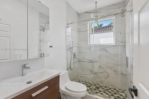 1774 Harbor Pointe Circle Weston FL 33327