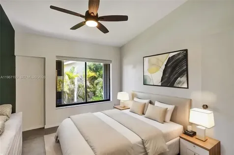 2689 NE 165th Street North Miami Beach FL 33160