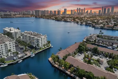 2689 NE 165th Street North Miami Beach FL 33160