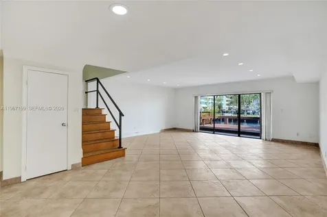 2689 NE 165th Street North Miami Beach FL 33160
