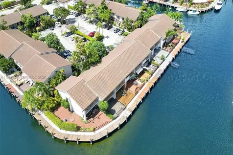 2689 NE 165th Street North Miami Beach FL 33160