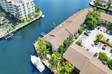 2689 NE 165th Street North Miami Beach FL 33160