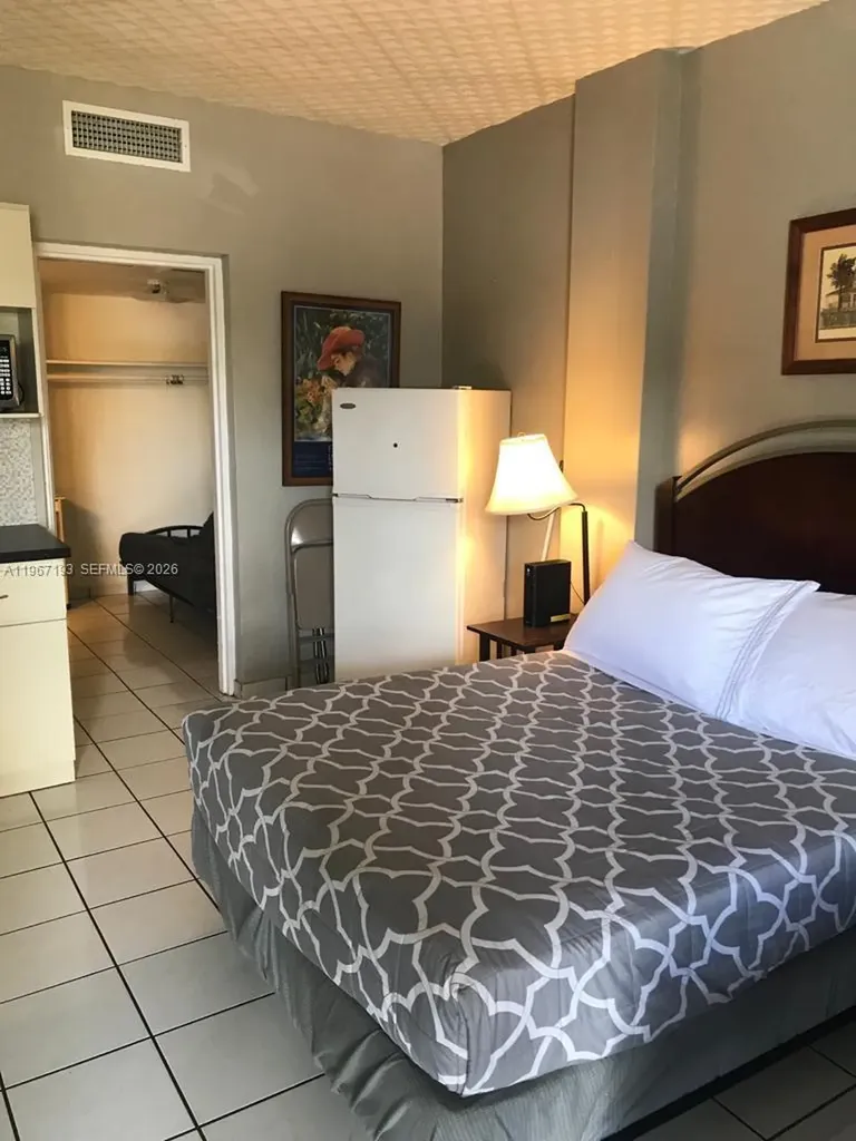 26 Diplomat Parkway Hallandale Beach FL 33009