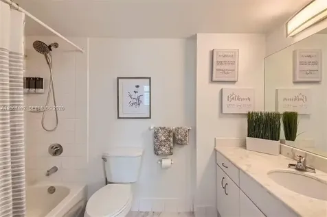 1200 Brickell Bay Drive Miami FL 33131