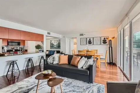 1200 Brickell Bay Drive Miami FL 33131