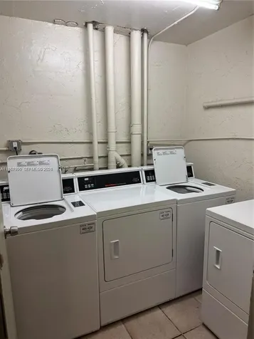 4675 W 18th Court Hialeah FL 33012