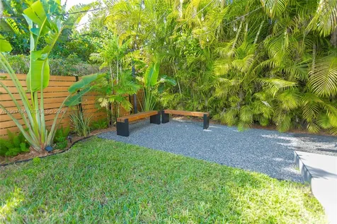 814 Monterey Street Coral Gables FL 33134