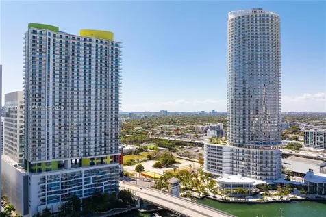185 SW 7th Street Miami FL 33130