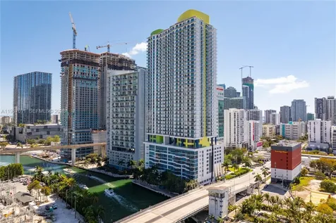 185 SW 7th Street Miami FL 33130