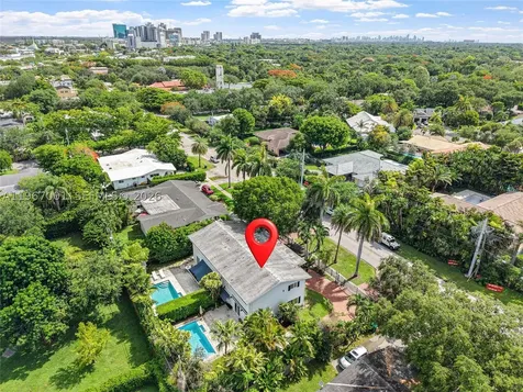 10672 SW 77th Avenue Pinecrest FL 33156