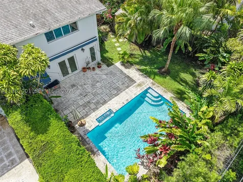 10672 SW 77th Avenue Pinecrest FL 33156