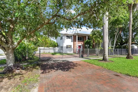 10672 SW 77th Avenue Pinecrest FL 33156