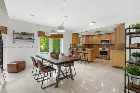 10672 SW 77th Avenue Pinecrest FL 33156