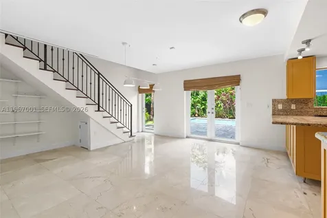 10672 SW 77th Avenue Pinecrest FL 33156