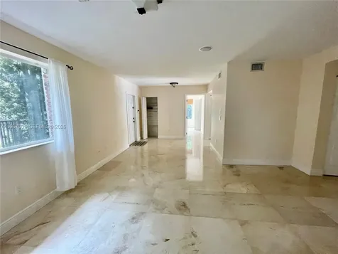 10672 SW 77th Avenue Pinecrest FL 33156