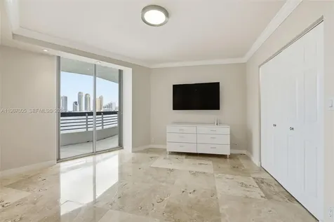 3530 Mystic Pointe Drive Aventura FL 33180