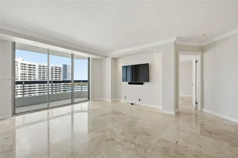 3530 Mystic Pointe Drive Aventura FL 33180