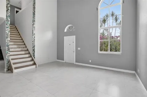 10755 SW 17th Place Davie FL 33324
