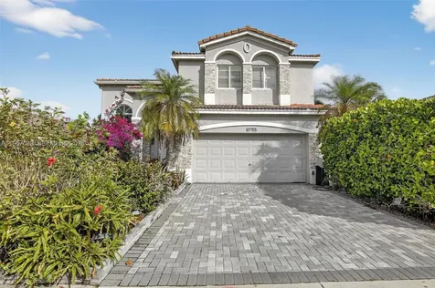 10755 SW 17th Place Davie FL 33324
