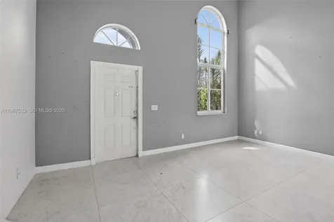10755 SW 17th Place Davie FL 33324
