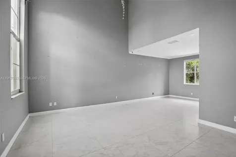 10755 SW 17th Place Davie FL 33324