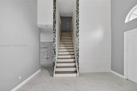 10755 SW 17th Place Davie FL 33324