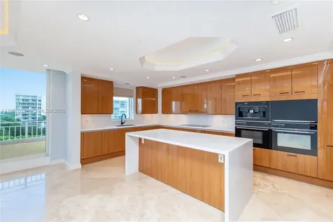 791 Crandon Boulevard Key Biscayne FL 33149