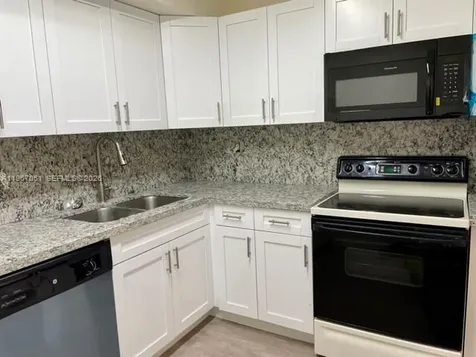 1754 NW 55th Avenue Lauderhill FL 33313