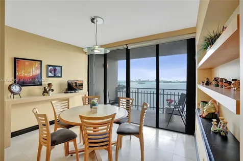 11113 Biscayne Boulevard Miami FL 33181