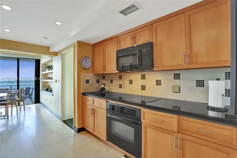 11113 Biscayne Boulevard Miami FL 33181