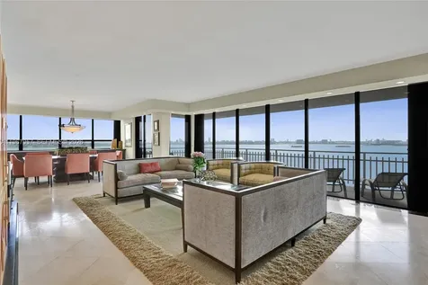 11113 Biscayne Boulevard Miami FL 33181